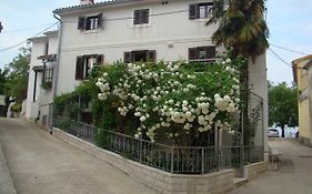 Apartments Renata - Brsec